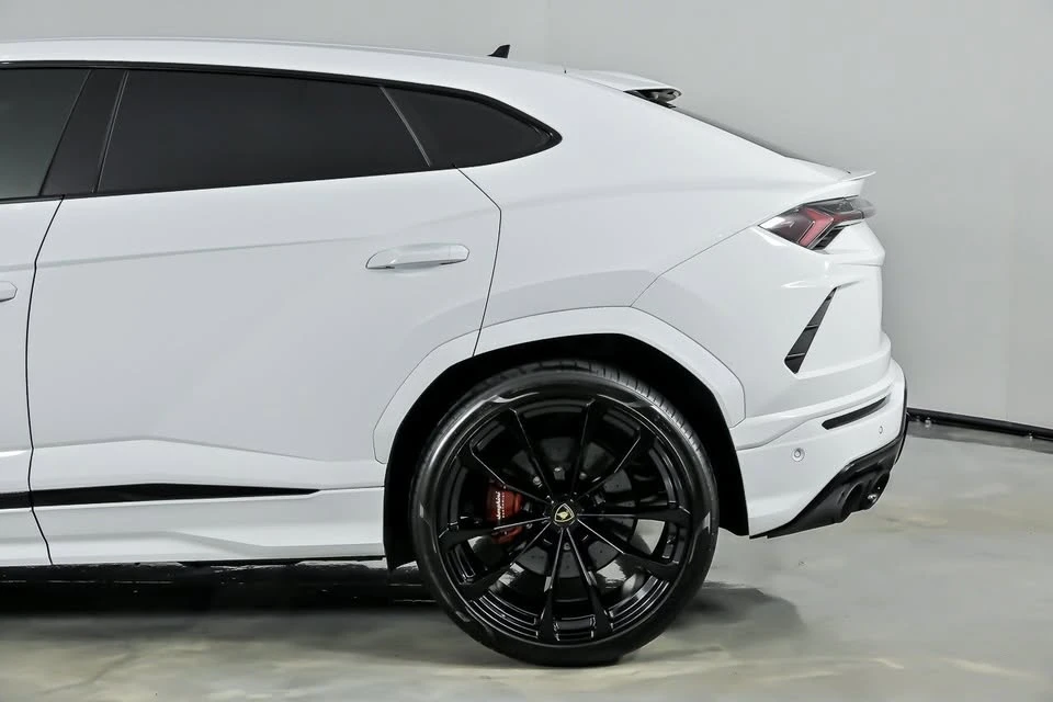 2020 Lamborghini Urus - Image 9 of 20