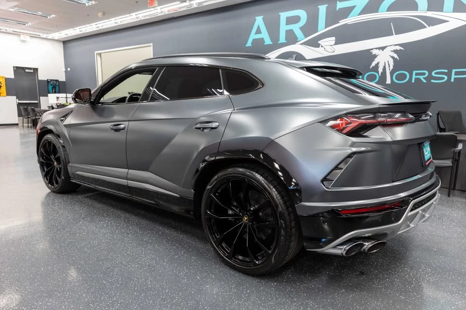 2020 Lamborghini Urus - Image 8 of 16