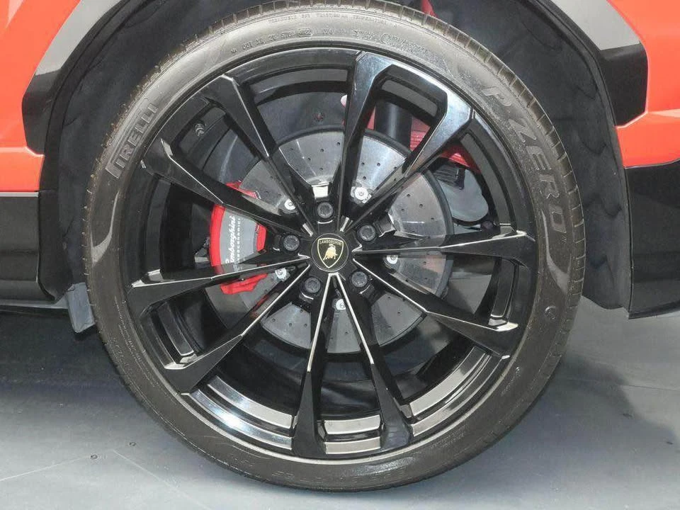 2020 Lamborghini Urus - Image 8 of 15