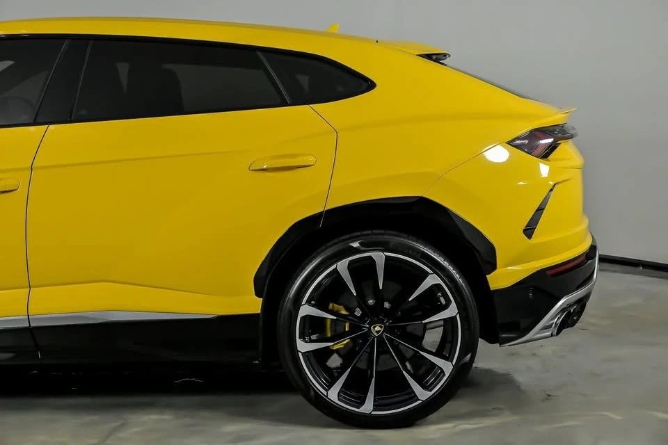 2020 Lamborghini Urus - Image 9 of 20