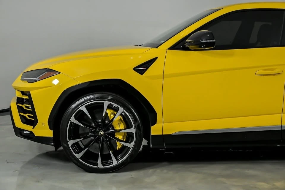 2020 Lamborghini Urus - Image 7 of 20