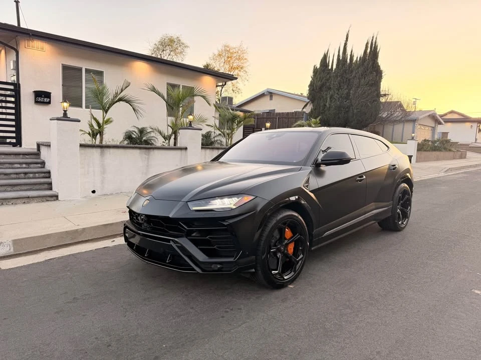 2020 Lamborghini Urus - Image 17 of 19