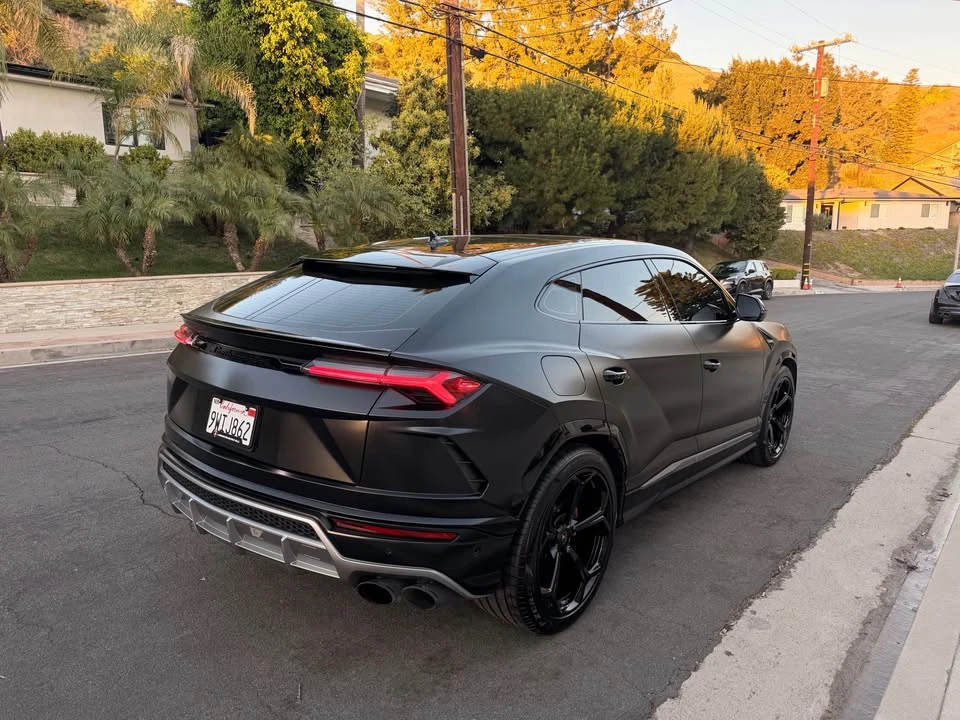 2020 Lamborghini Urus - Image 11 of 19