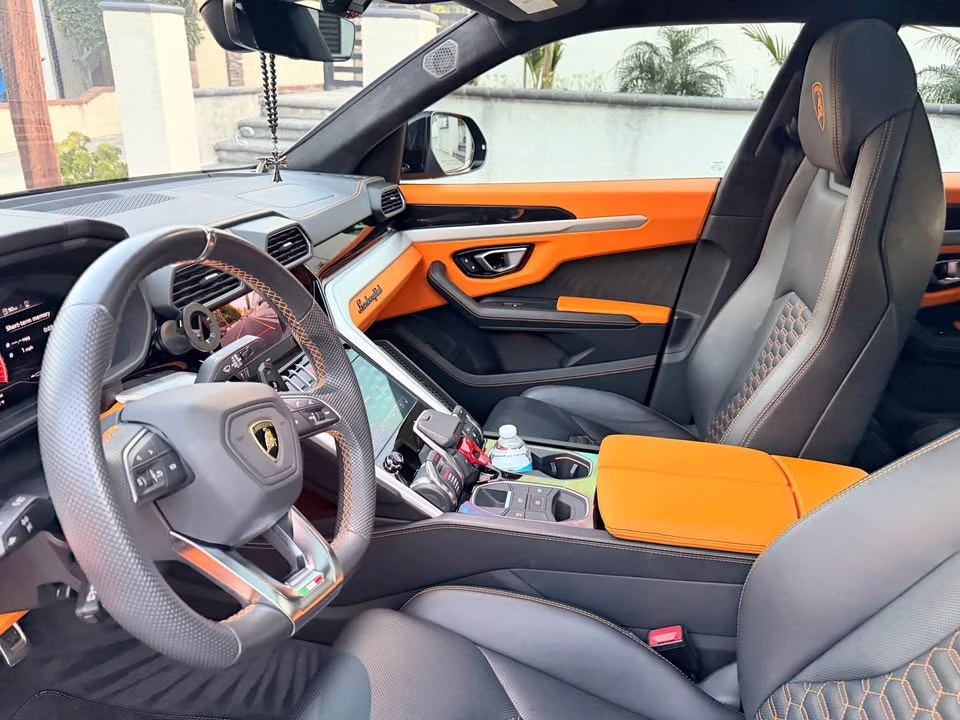 2020 Lamborghini Urus - Image 4 of 19