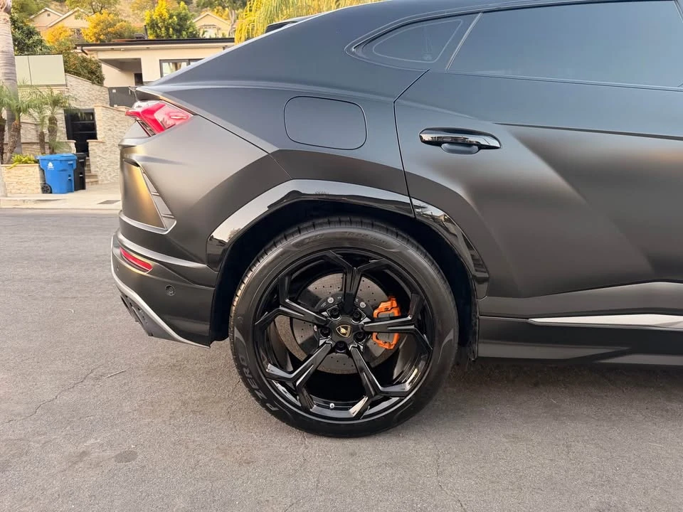 2020 Lamborghini Urus - Image 12 of 19