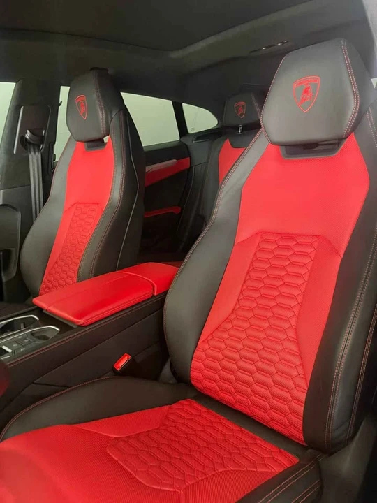 2020 Lamborghini Urus - Image 7 of 10
