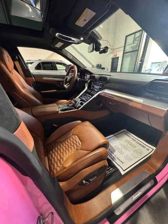 2020 Lamborghini Urus - Image 17 of 19