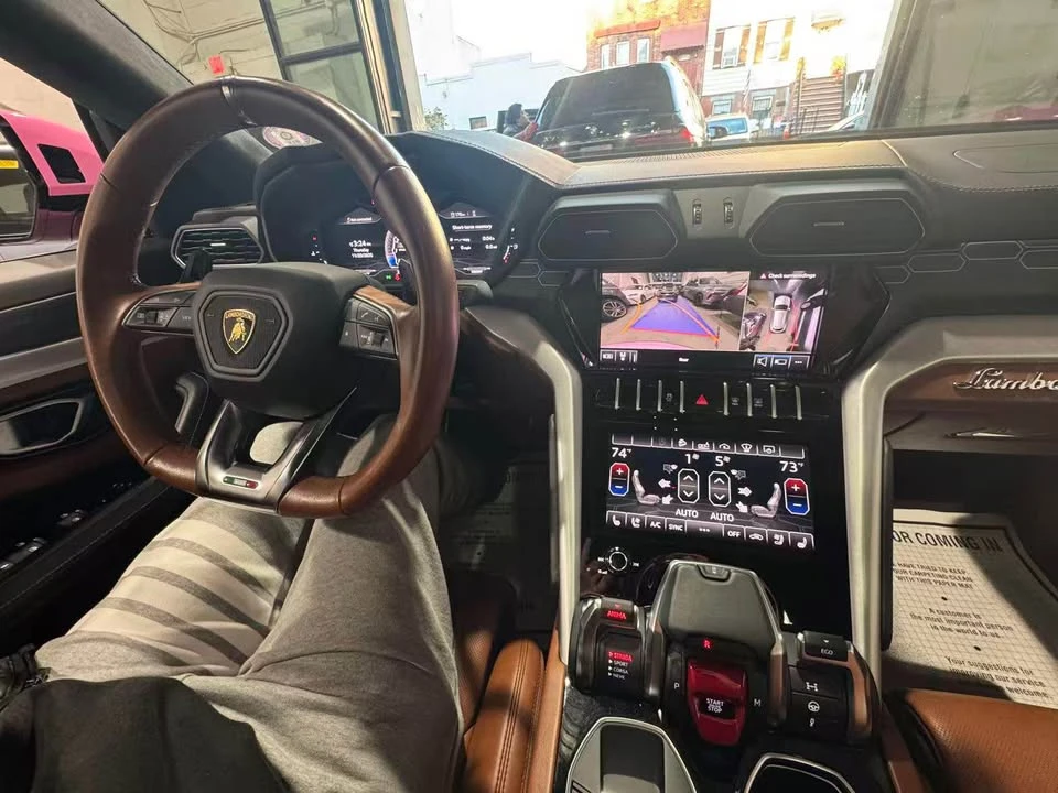 2020 Lamborghini Urus - Image 16 of 19