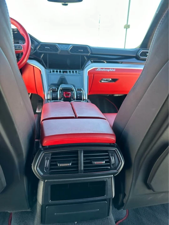 2020 Lamborghini Urus - Image 14 of 17