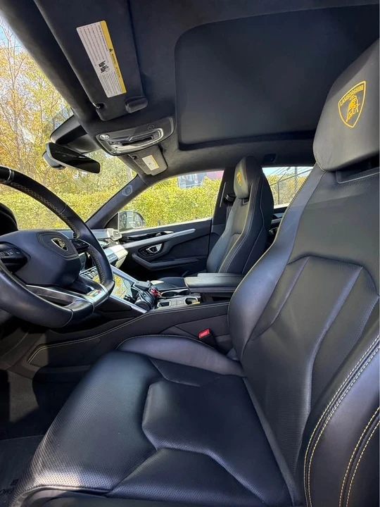 2020 Lamborghini Urus - Image 6 of 9