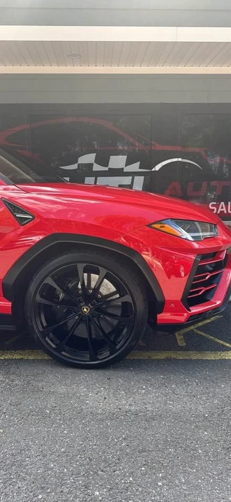 2020 Lamborghini Urus - Image 12 of 18