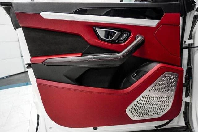 2020 Lamborghini Urus - Image 11 of 15