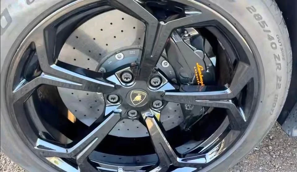 2020 Lamborghini Urus - Image 3 of 5