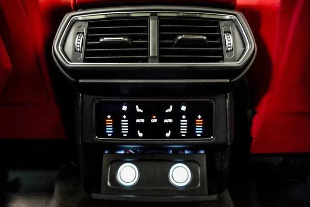 2020 Lamborghini Urus - Image 8 of 15