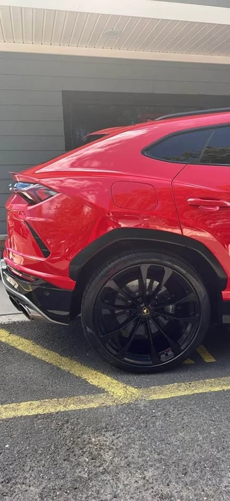 2020 Lamborghini Urus - Image 13 of 18