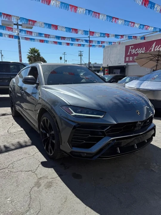 2020 Lamborghini Urus - Image 4 of 5