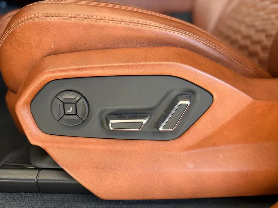 2020 Lamborghini Urus - Image 13 of 20