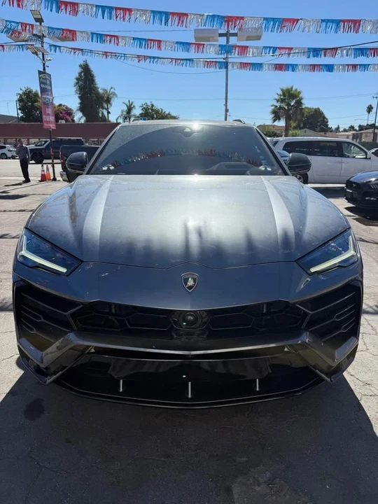 2020 Lamborghini Urus - Image 2 of 5