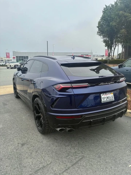 2020 Lamborghini Urus - Image 4 of 4