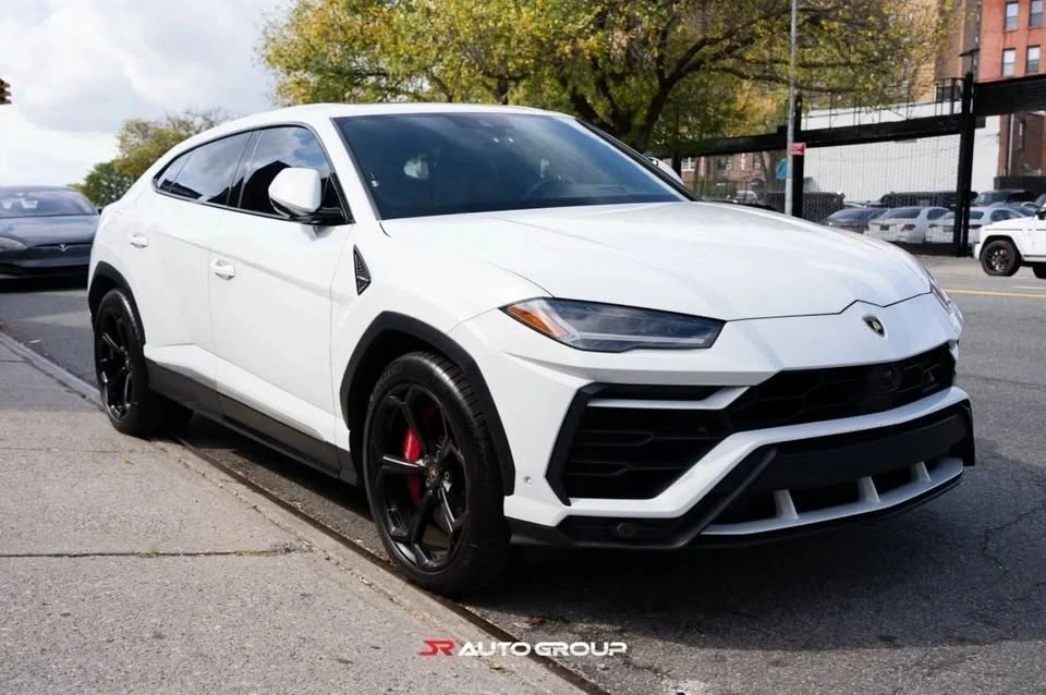 2020 Lamborghini Urus - Image 2 of 20