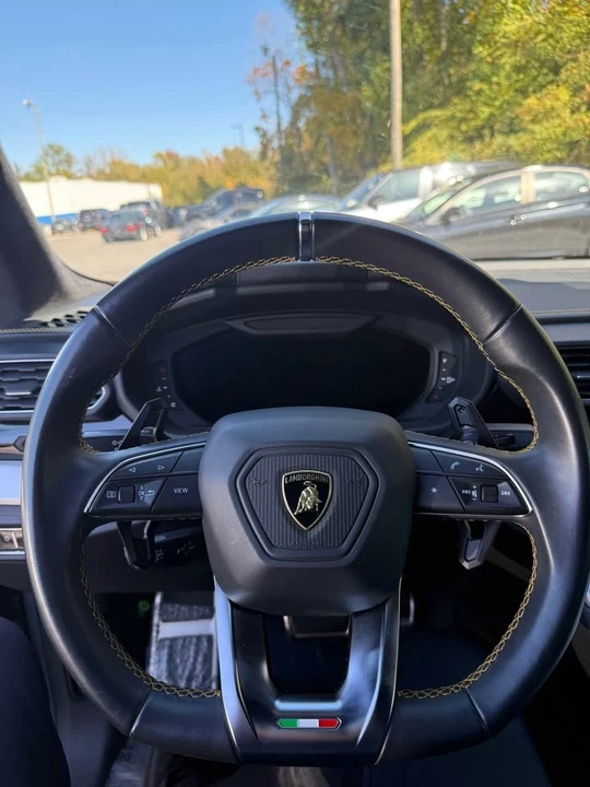 2020 Lamborghini Urus - Image 9 of 9