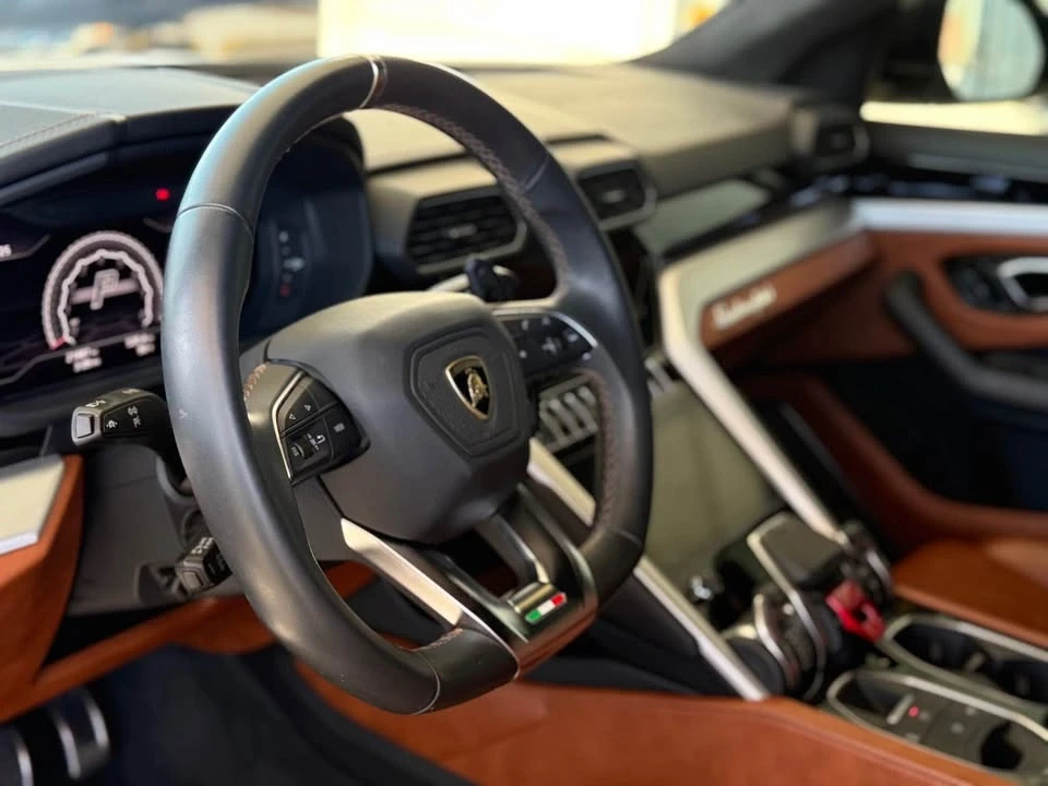 2020 Lamborghini Urus - Image 11 of 20
