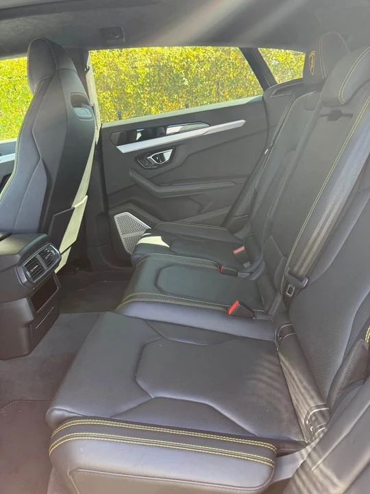 2020 Lamborghini Urus - Image 7 of 9