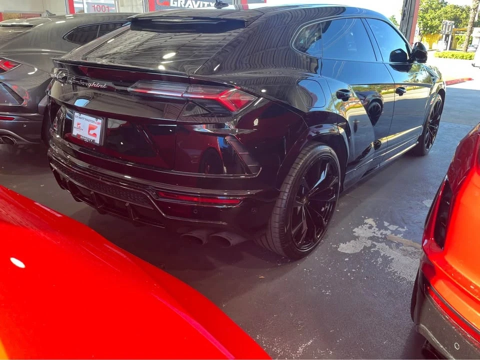 2020 Lamborghini Urus - Image 3 of 5