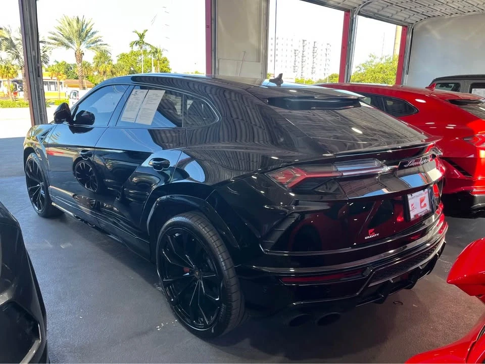 2020 Lamborghini Urus - Image 4 of 5
