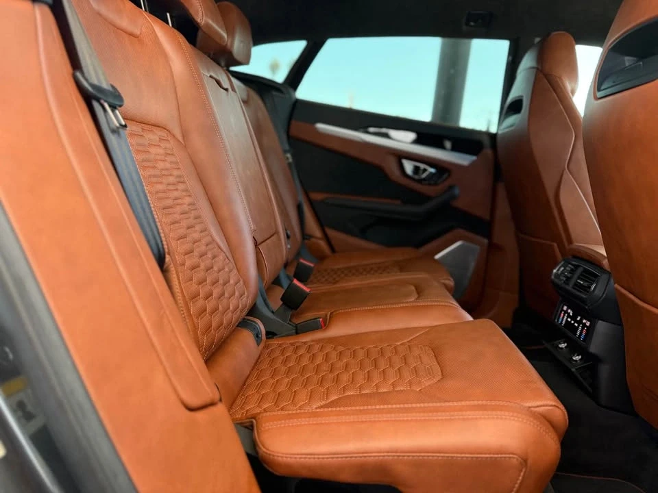 2020 Lamborghini Urus - Image 19 of 20