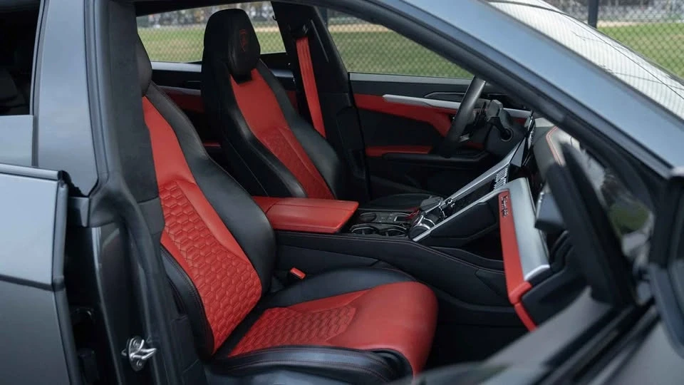 2020 Lamborghini Urus - Image 6 of 9