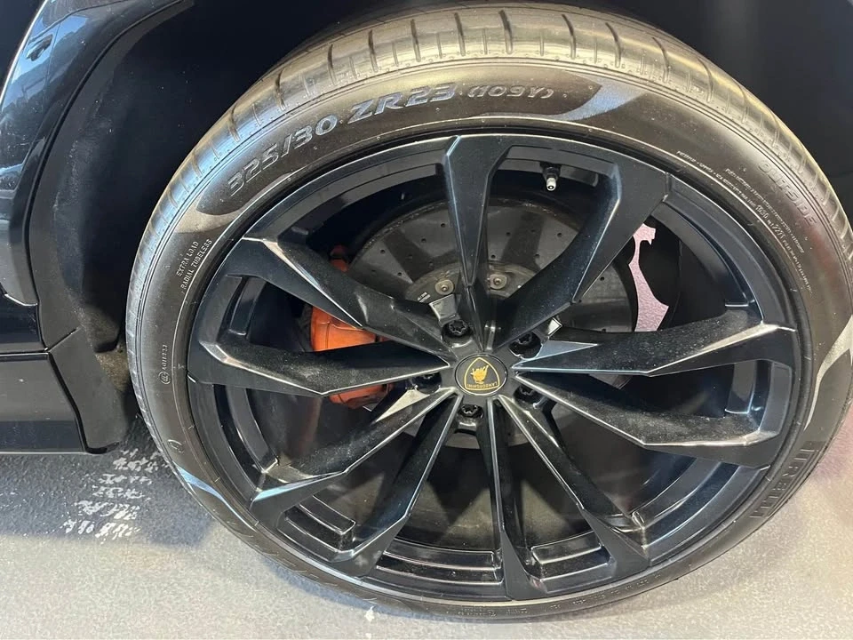2020 Lamborghini Urus - Image 5 of 5