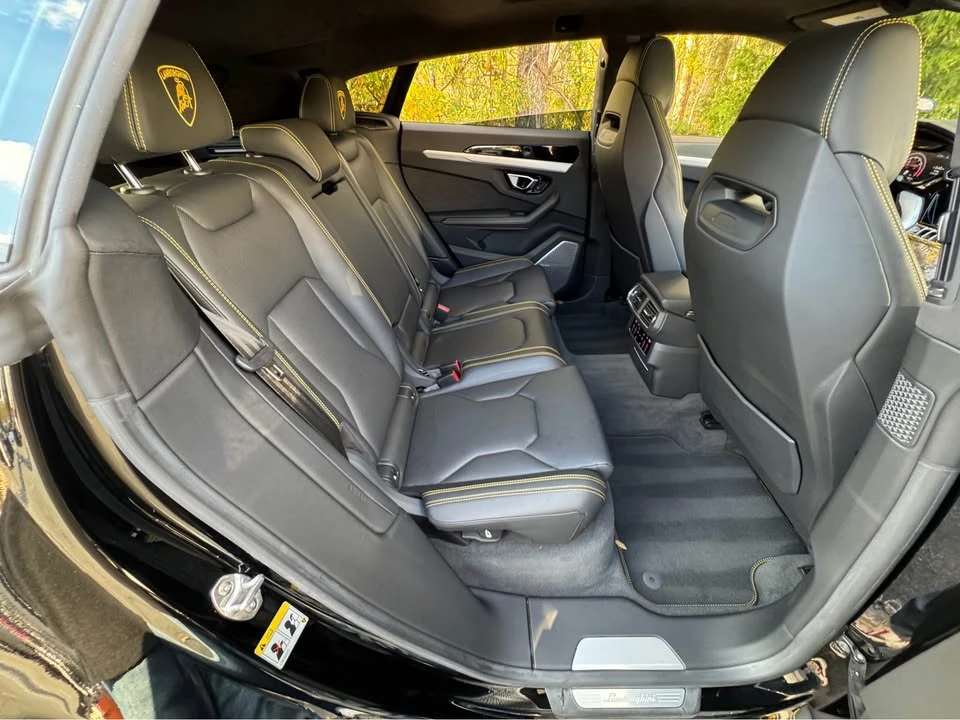 2020 Lamborghini Urus - Image 18 of 19