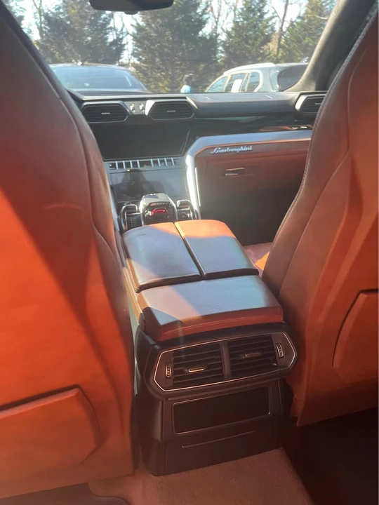 2020 Lamborghini Urus - Image 14 of 18
