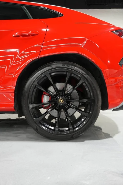 2020 Lamborghini Urus - Image 9 of 12