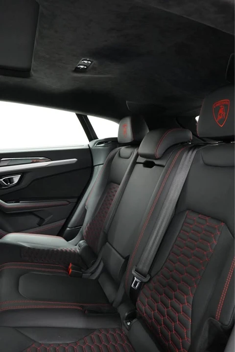 2020 Lamborghini Urus - Image 8 of 12