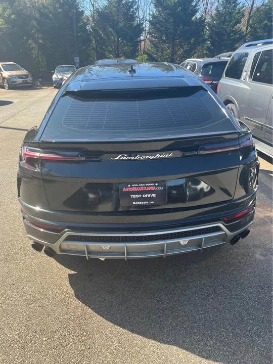 2020 Lamborghini Urus - Image 3 of 18