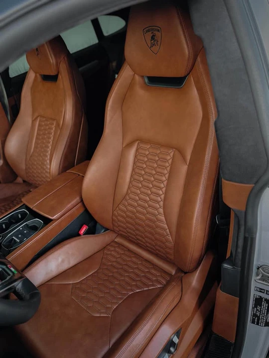 2020 Lamborghini Urus - Image 3 of 7