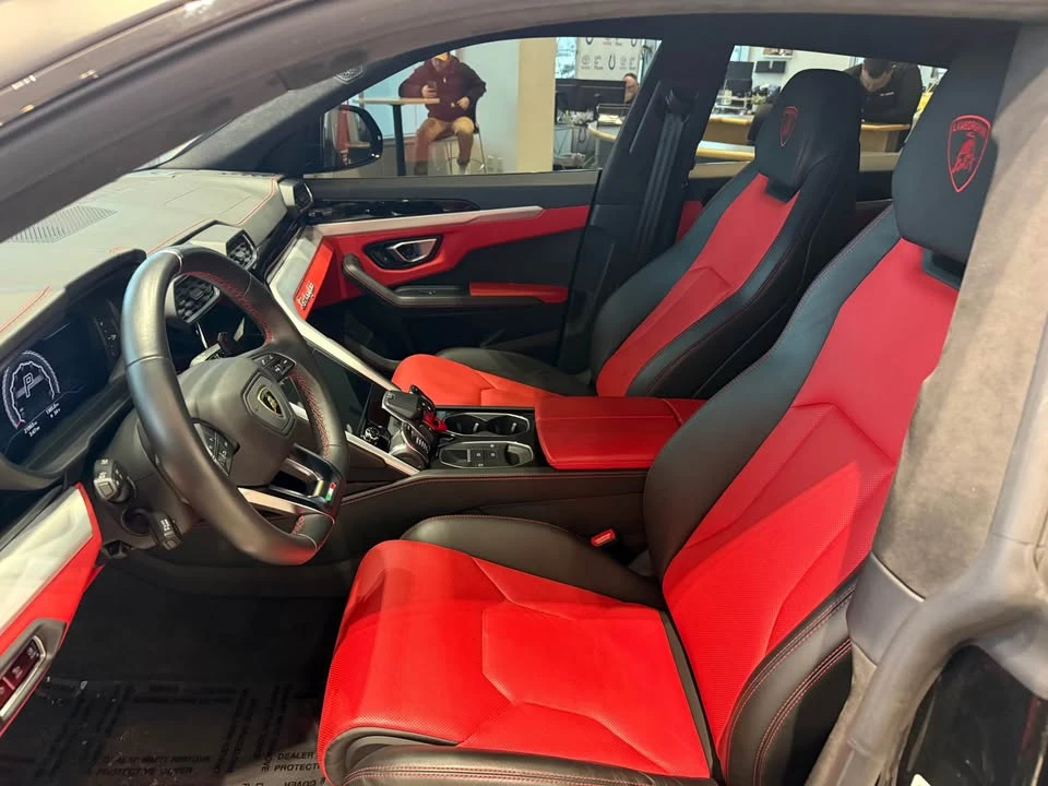 2020 Lamborghini Urus - Image 8 of 14
