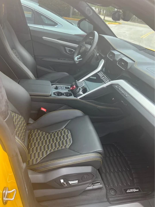 2020 Lamborghini Urus - Image 6 of 10