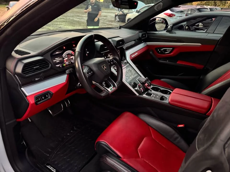 2020 Lamborghini Urus - Image 3 of 13