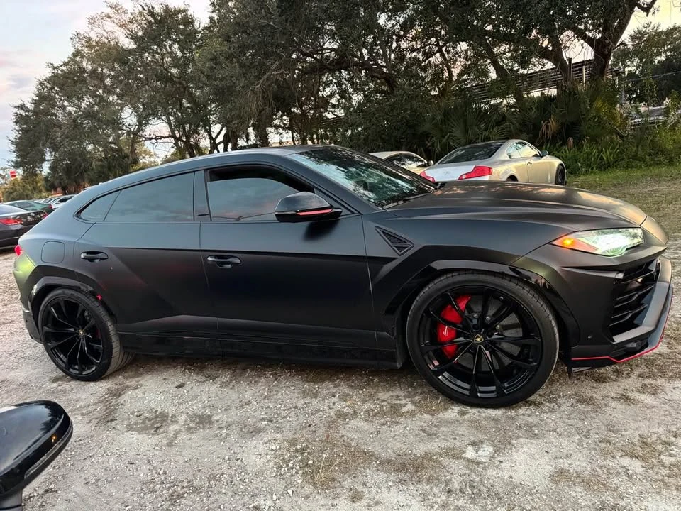 2020 Lamborghini Urus - Image 11 of 13