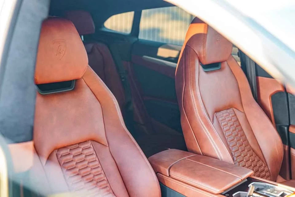 2020 Lamborghini Urus - Image 12 of 16