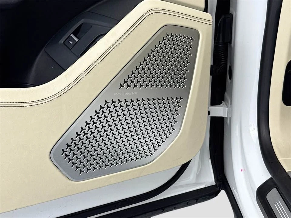 2020 Lamborghini Urus - Image 15 of 19