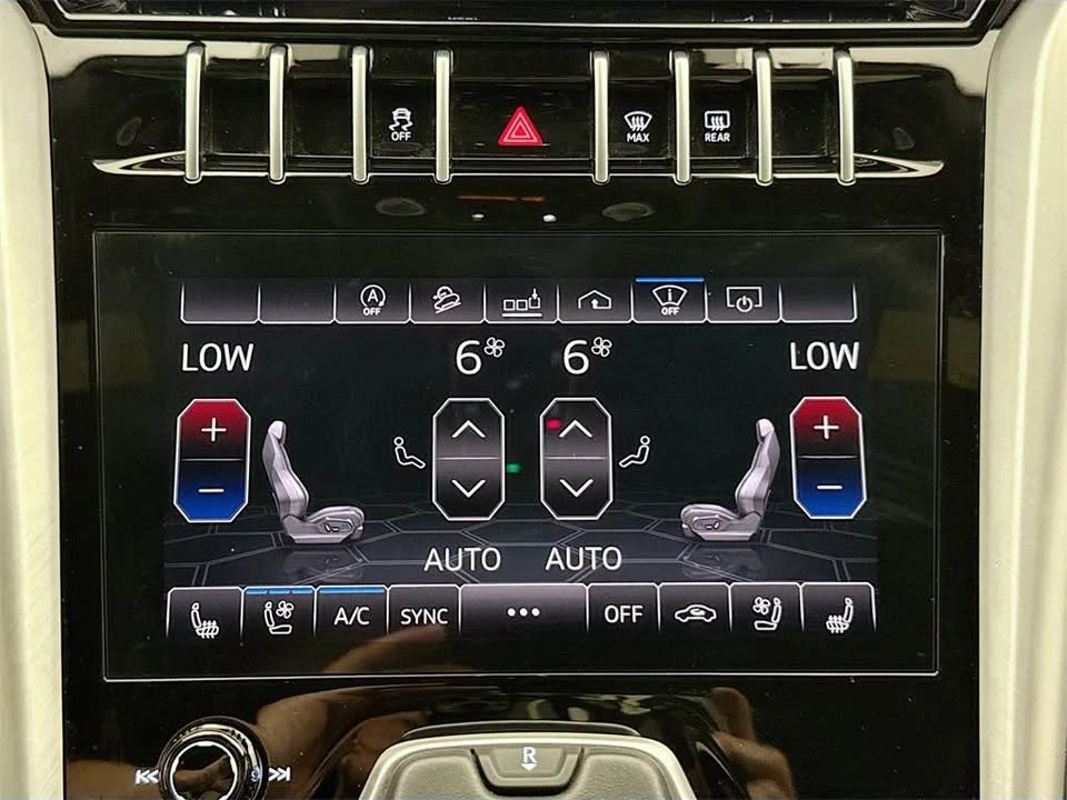 2020 Lamborghini Urus - Image 14 of 19