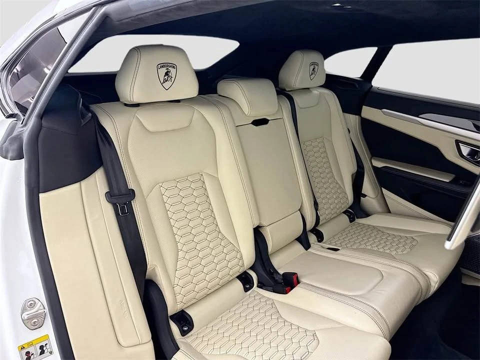 2020 Lamborghini Urus - Image 17 of 19