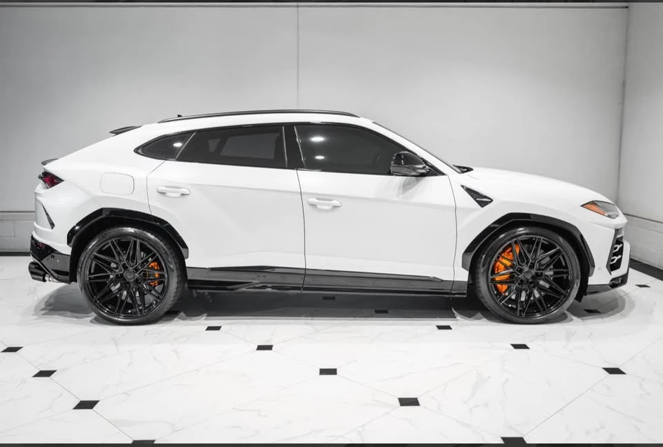 2020 Lamborghini Urus - Image 4 of 12