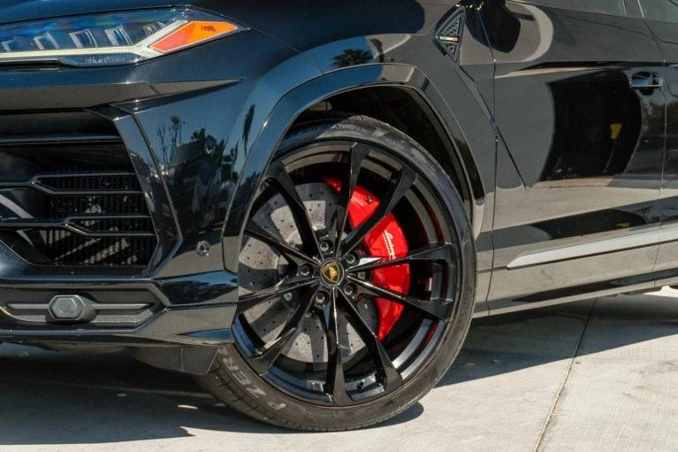 2020 Lamborghini Urus - Image 13 of 20