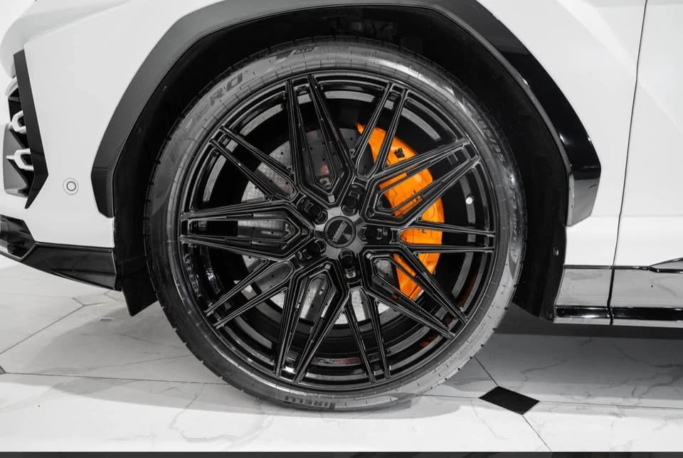 2020 Lamborghini Urus - Image 10 of 12