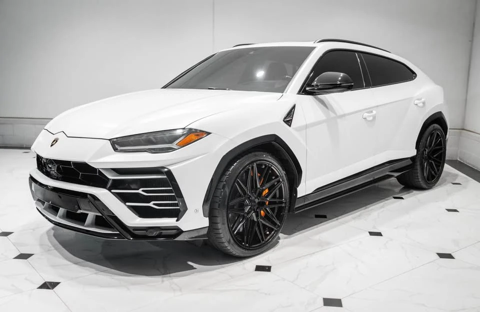 2020 Lamborghini Urus - Image 3 of 12
